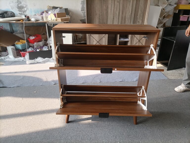 Walnut finish