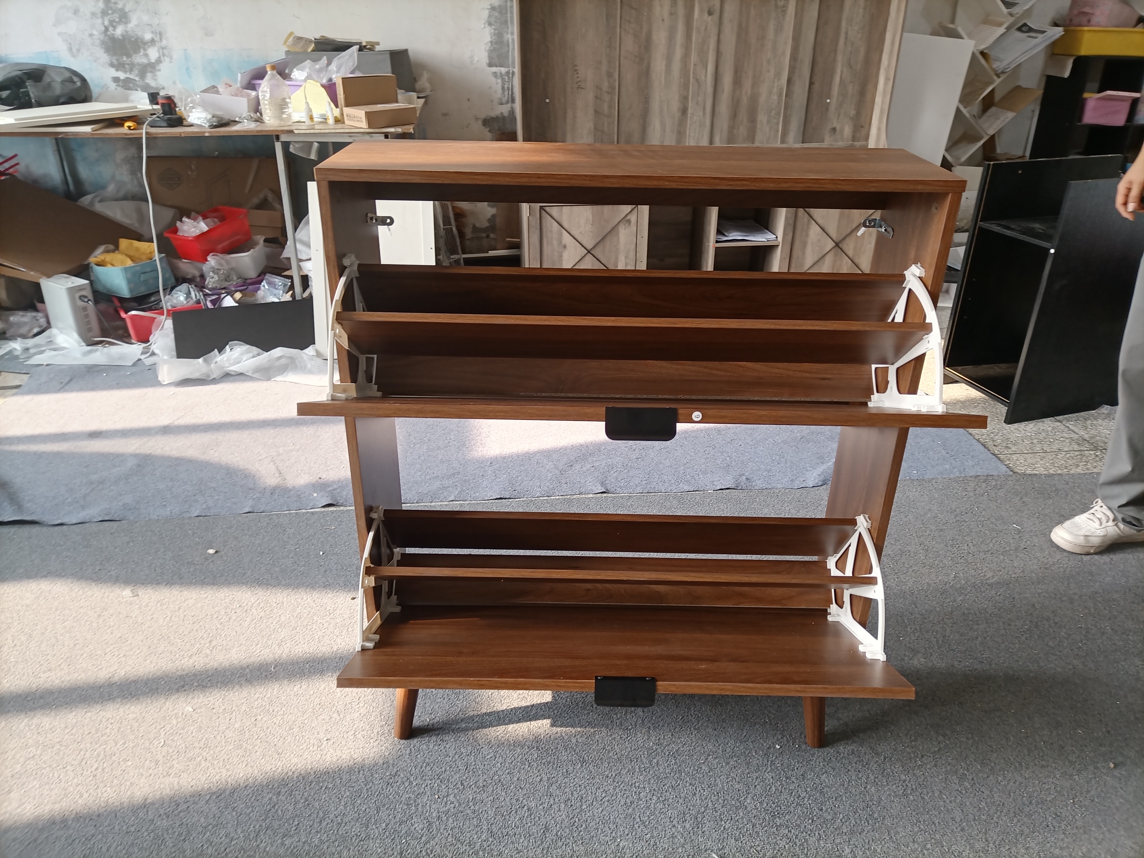 Walnut finish